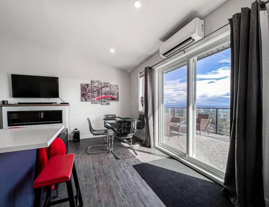 Eagle'S View Penthouse Apartment Victoria Exterior photo